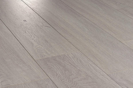 Equalline Oak Silver